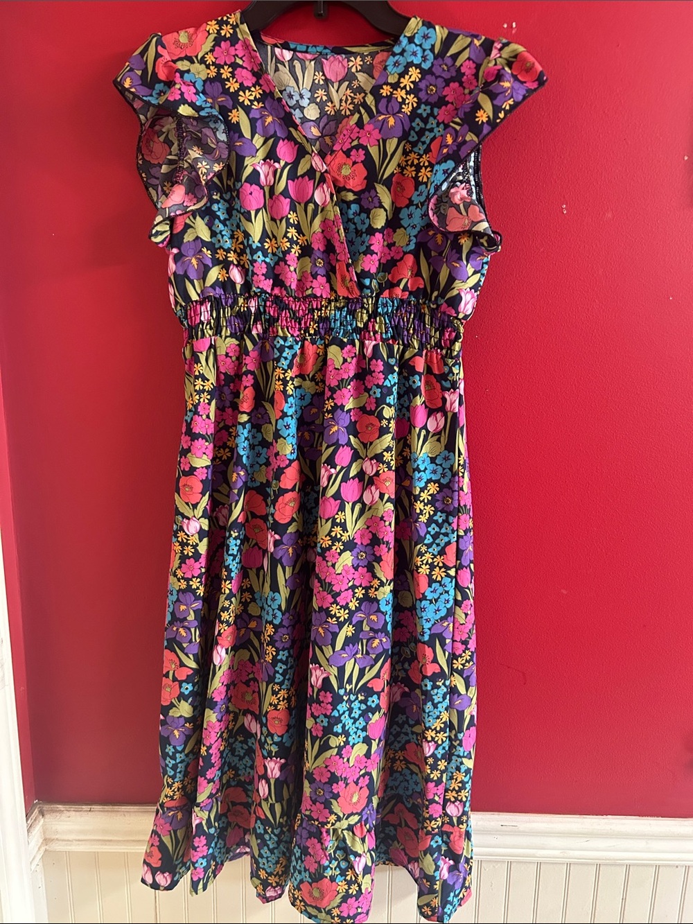 SHEIN Black Floral Ruffle Sleeve Casual Dress with Bright Florals
